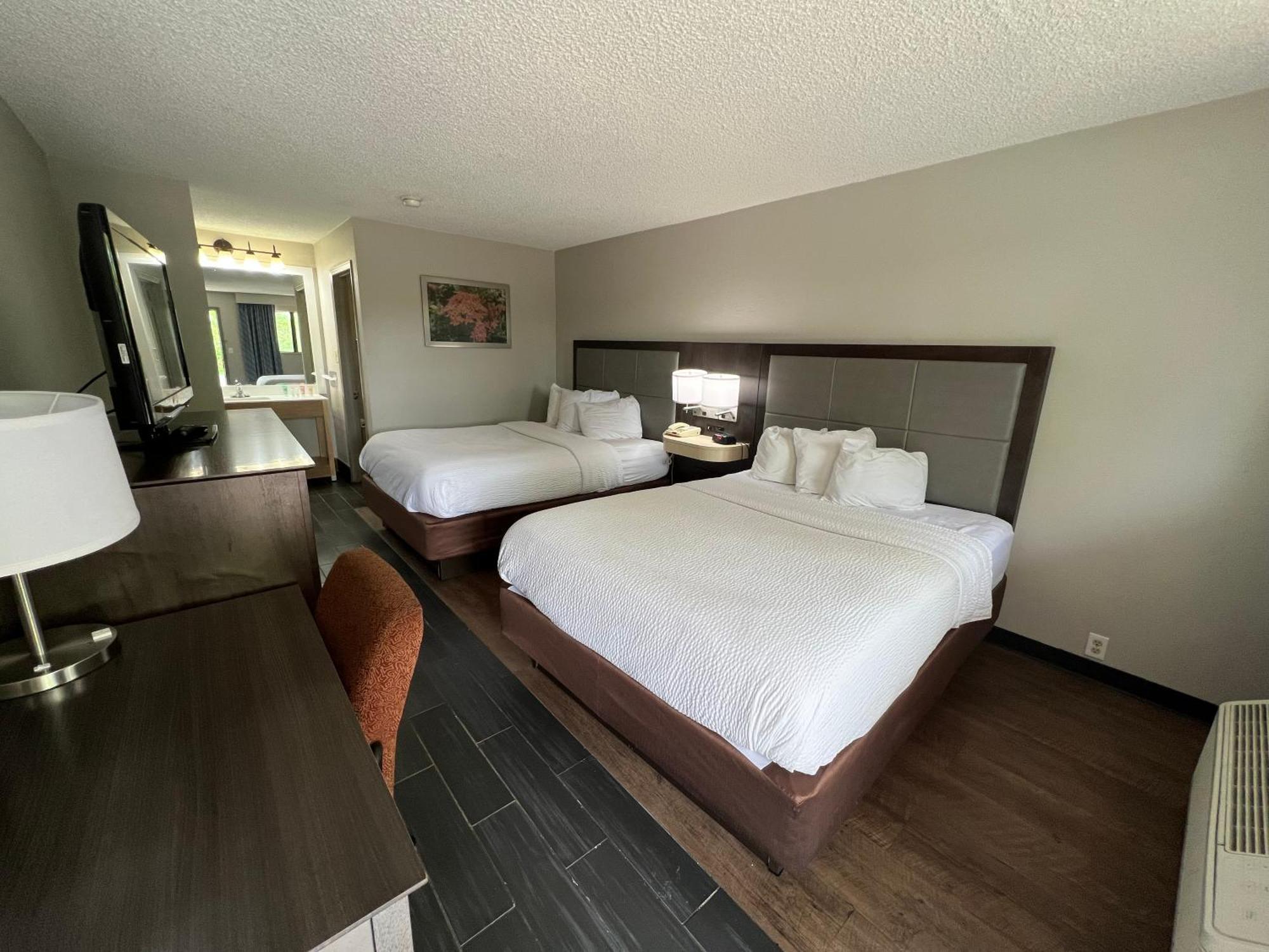 Days Inn & Suites By Wyndham Monroe Dış mekan fotoğraf