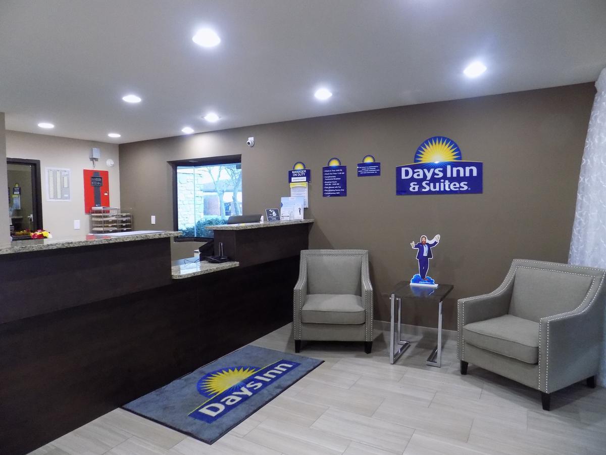 Days Inn & Suites By Wyndham Monroe Dış mekan fotoğraf
